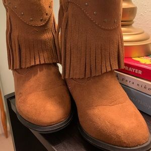 Cat & Jack girl Boots! ✨✨